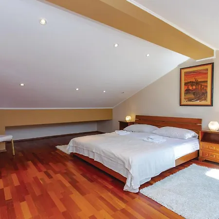 Awesome In With Wifi Casa vacanze Kostrena